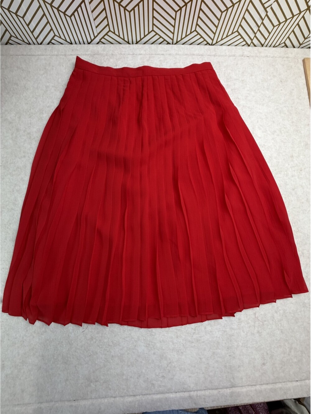 Ann Taylor Women's Red Pleated Skirt Sz 4 NWT $98 Holiday Classic 2128